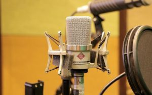 Lee más sobre el artículo ¿Qué hubiera pasado si no se hubiese desarrollado el doblaje de películas?